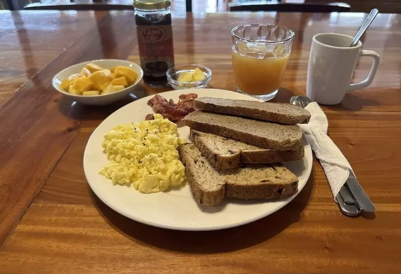 Tongatok Cliff Resort