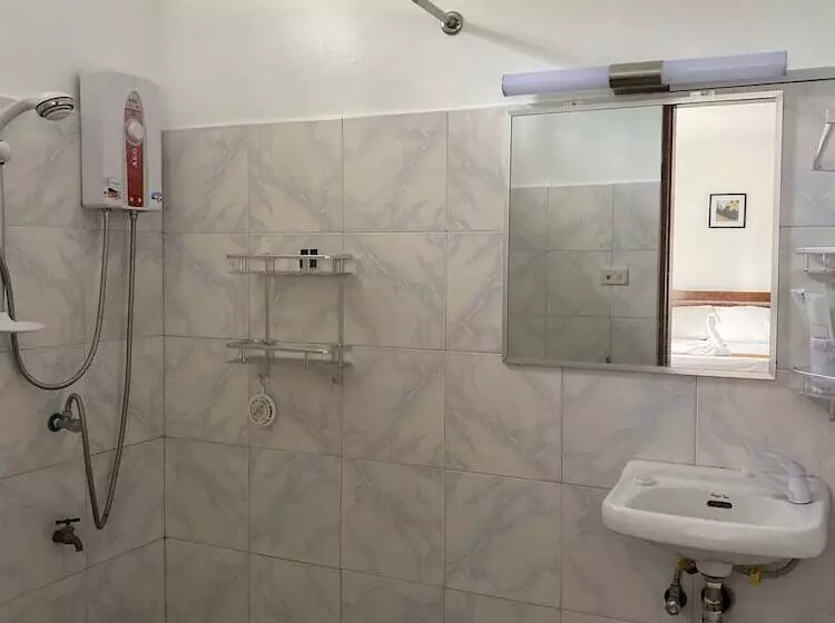 Tongatok Cliff Resort