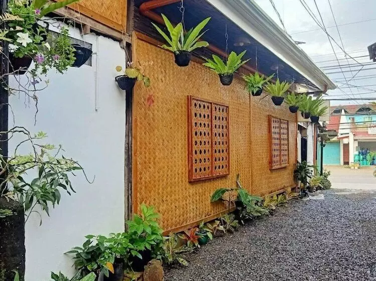 Balai Vivencio Hostel