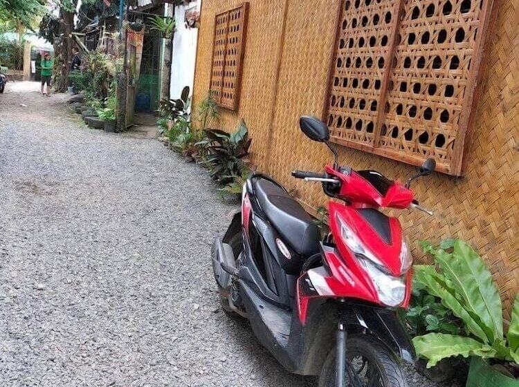 Balai Vivencio Hostel