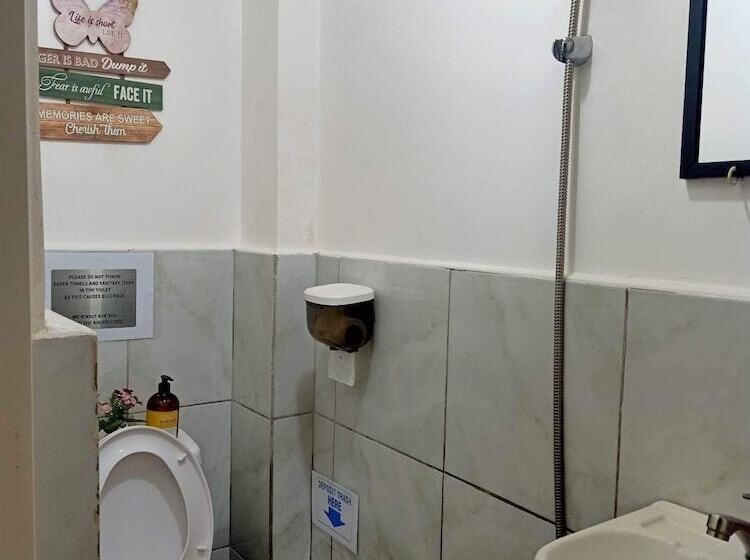 Balai Vivencio Hostel