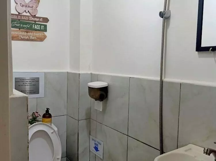 Balai Vivencio Hostel