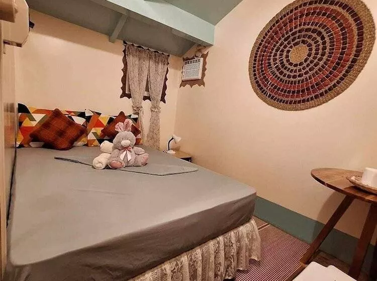 Balai Vivencio Hostel