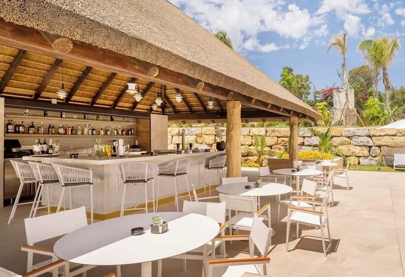 ホテル Eurostars Oasis Marbella