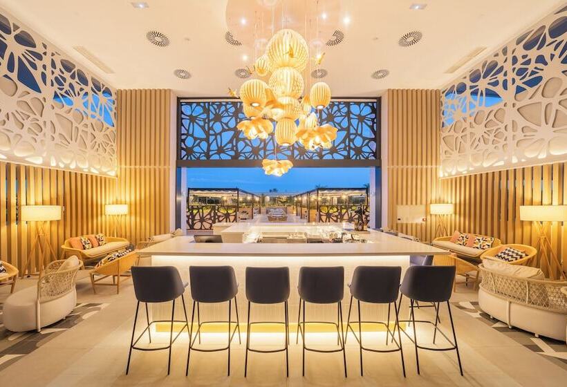 فندق Eurostars Oasis Marbella