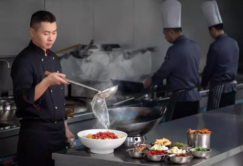 هتل Four Points By Sheraton Chongqing, Yongchuan