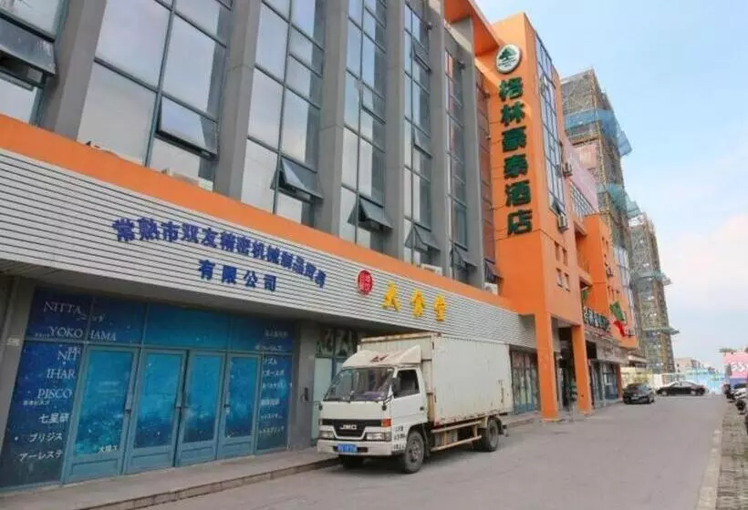 Hotelli Green Tree Inn Jiangsu Changshu Southeast Yuyue Square