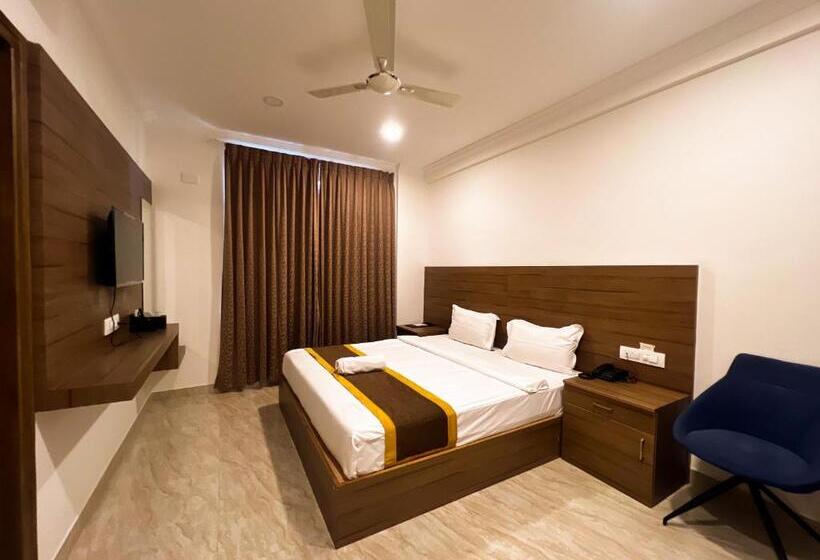 酒店 Sterling Inn Bangalore International Airport