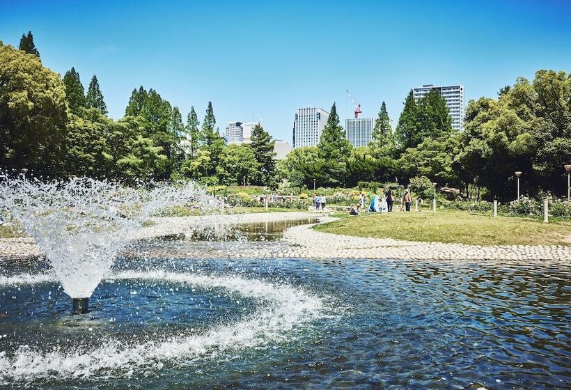 בית מלון כפרי Voco Osaka Central, An Ihg