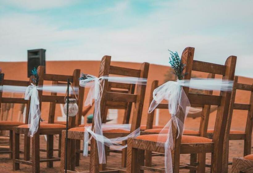 ベッドアンドブレックファースト Merzouga Luxury Tent