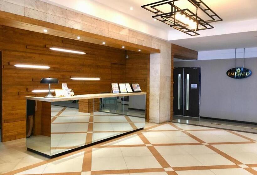 Eon Centennial Resort Hotel & Waterpark