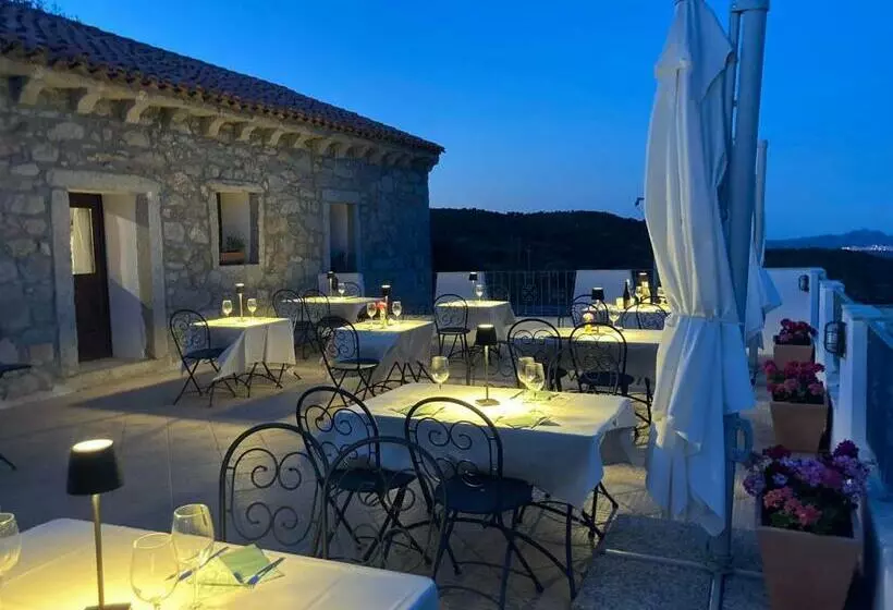 Hotelli Cantina&agriturismo Canu