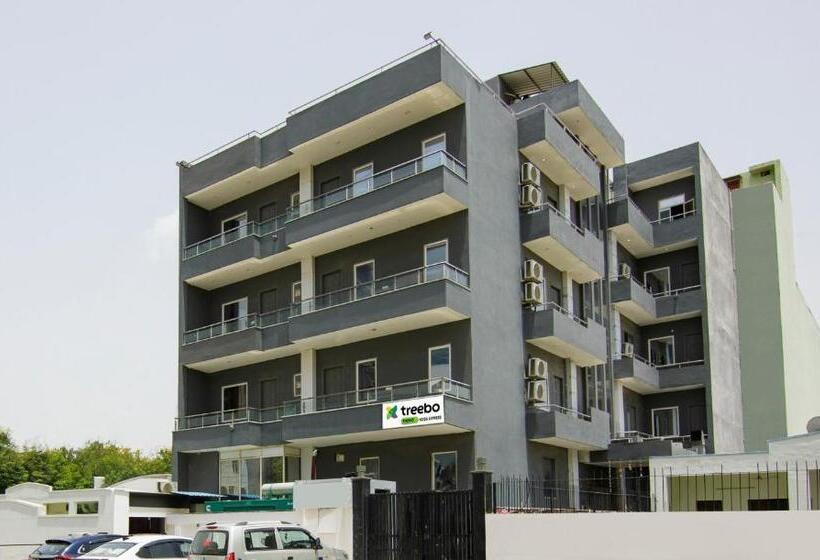 Hotel Treebo Noida Express