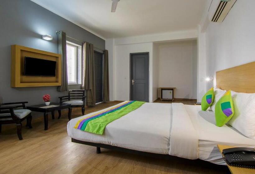 Hotel Treebo Noida Express
