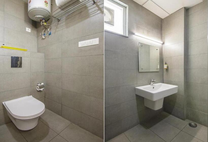 Hotel Treebo Noida Express