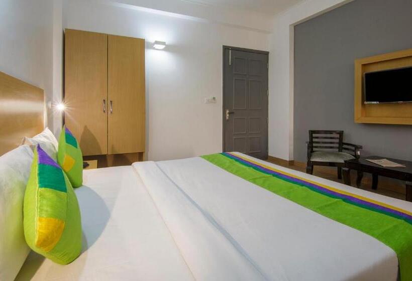 Hotel Treebo Noida Express