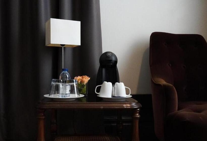 هتل Quinta De Anterronde