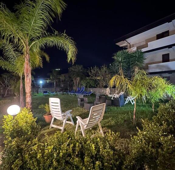 پانسیون Blue Marine   Free Parking