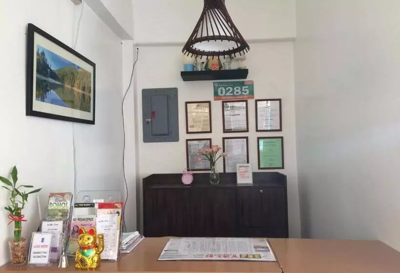 ペンション Brielles Travellers Inn