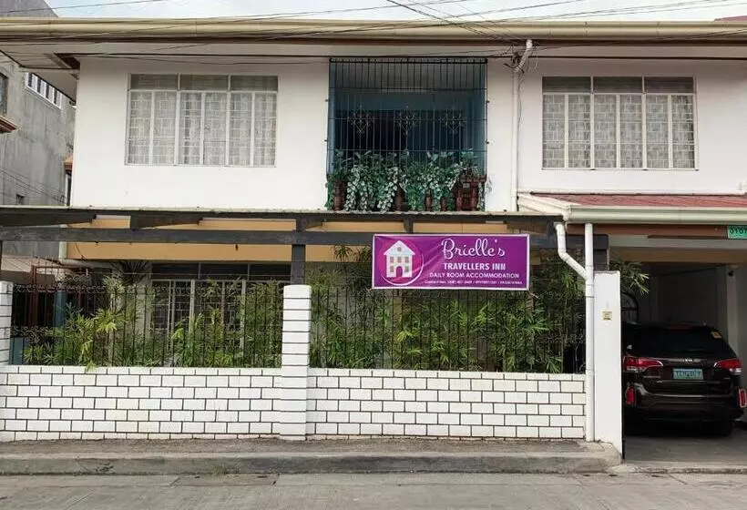 ペンション Brielles Travellers Inn