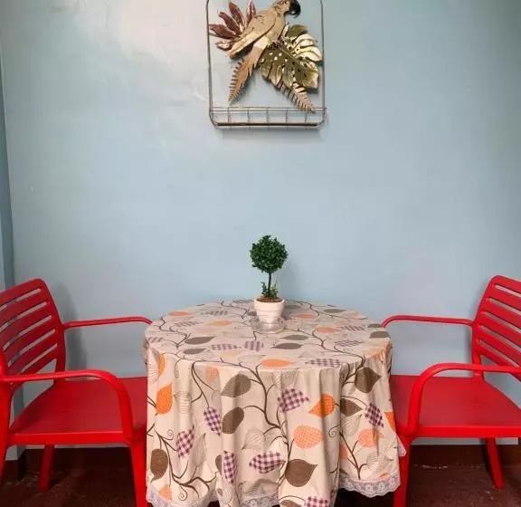 ペンション Brielles Travellers Inn