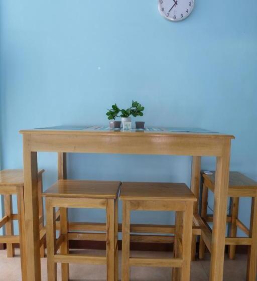 פנסיון Brielles Travellers Inn