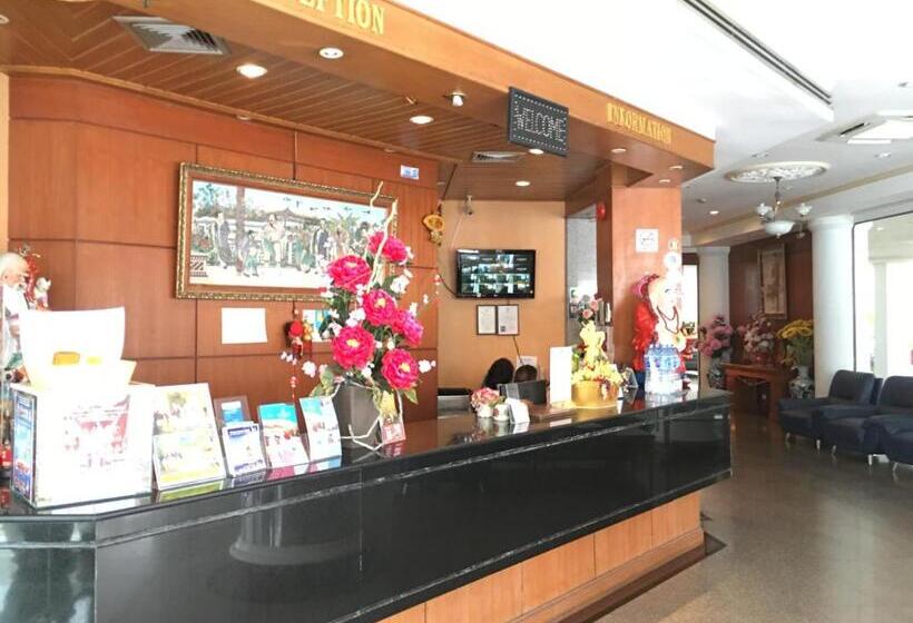 פנסיון Hatyai Merridian