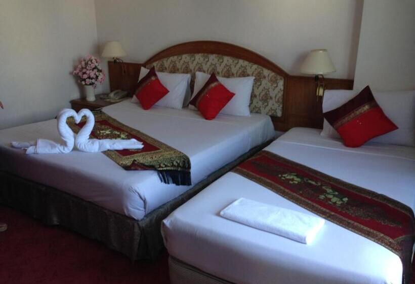 פנסיון Hatyai Merridian