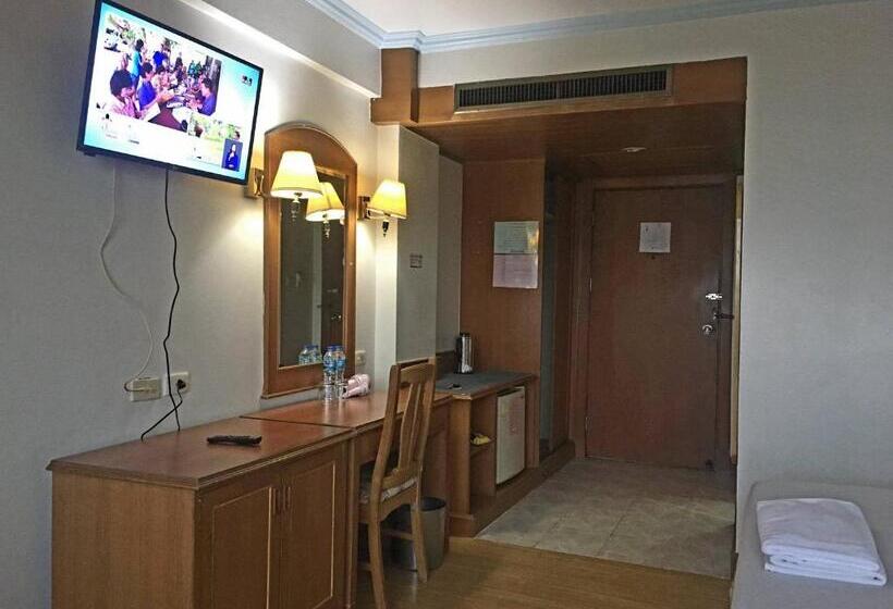 פנסיון Hatyai Merridian