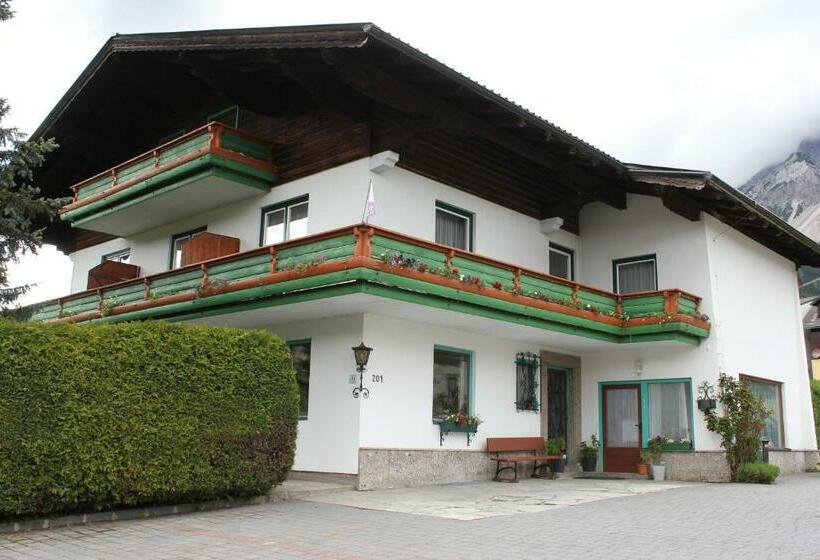 פנסיון Haus Margit