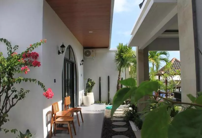 ペンション Puja Uluwatu Village