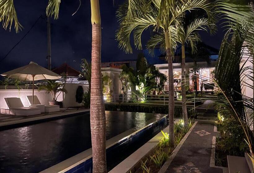 بنسيون Puja Uluwatu Village
