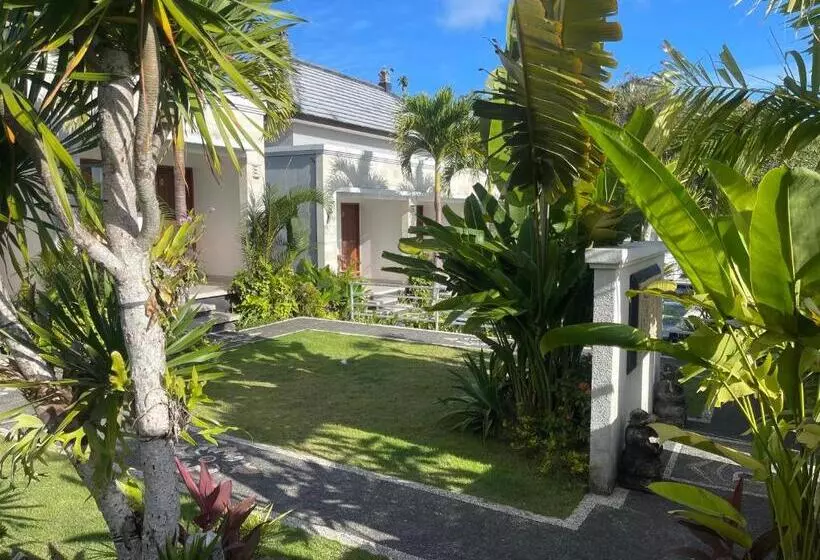 ペンション Puja Uluwatu Village