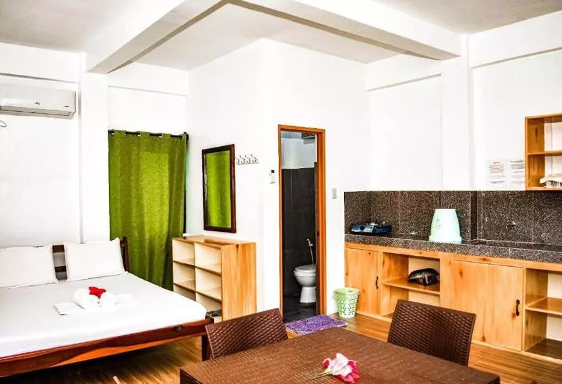 پانسیون Siargao Sunrise Villa