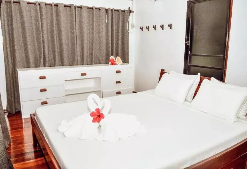 پانسیون Siargao Sunrise Villa