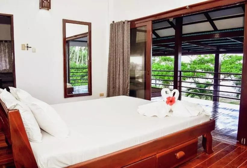 پانسیون Siargao Sunrise Villa
