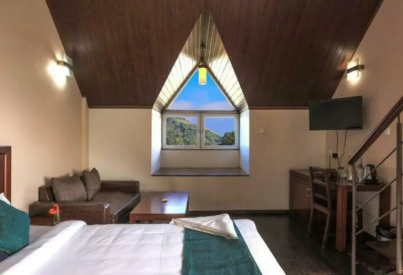 Shola Crown Resort, Munnar