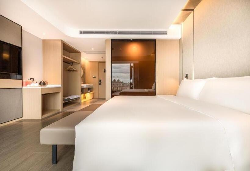 Atour Hotel Zhuhai Gongbei Fuhuali