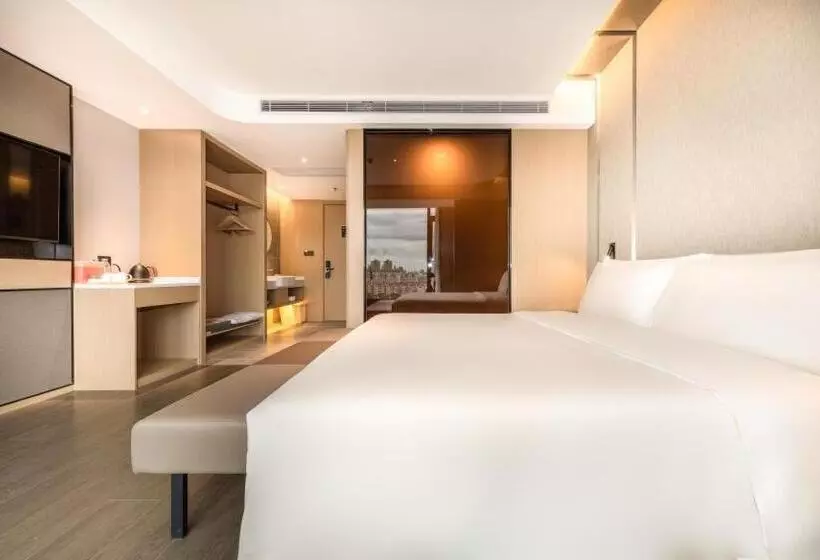 Atour Hotel Zhuhai Gongbei Fuhuali