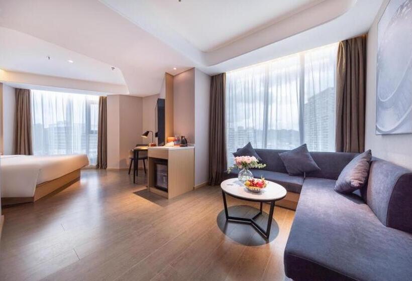 Atour Hotel Zhuhai Gongbei Fuhuali