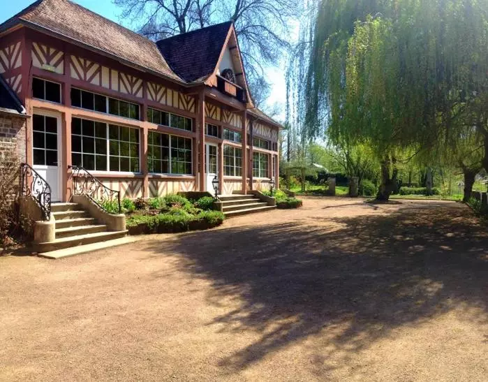 ベッドアンドブレックファースト Chambres D Hôtes Du Moulin Du Vey