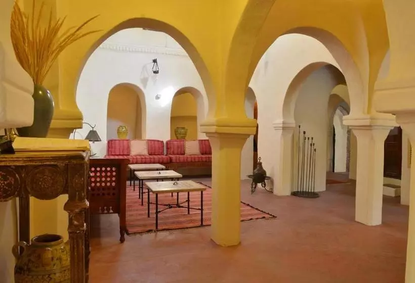 Aamiaismajoitus (B&B) Dar Dhiafa