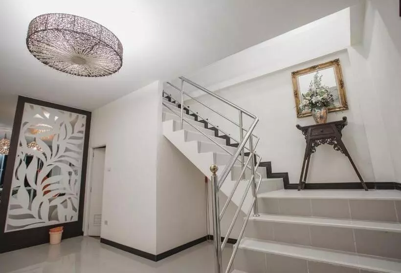 ホテル Banjanstay