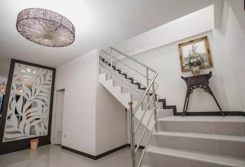 ホテル Banjanstay