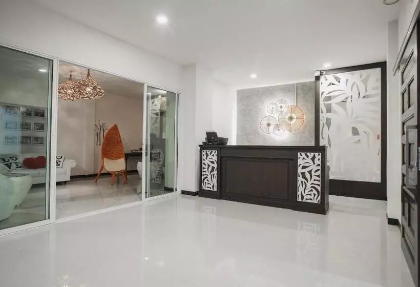 ホテル Banjanstay