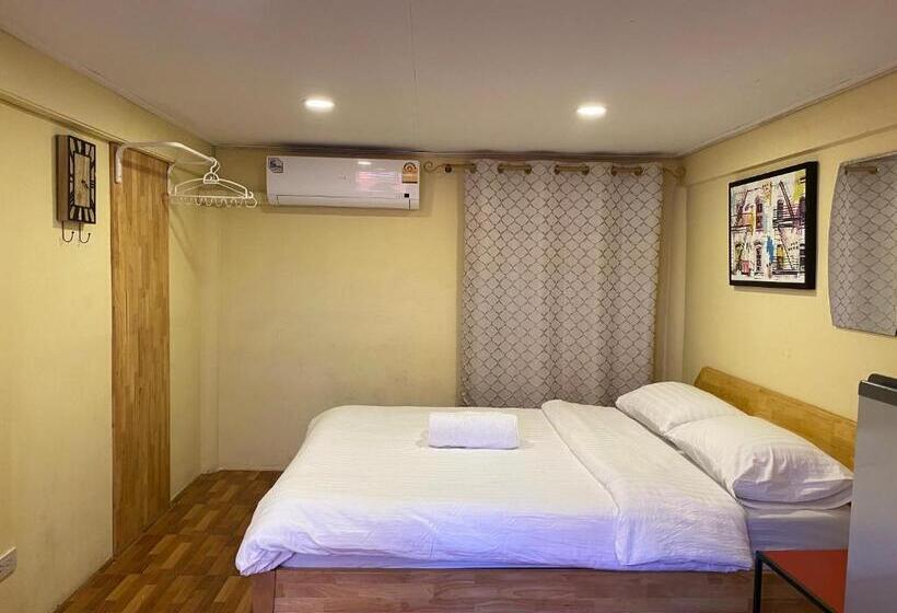 Hotel Bed In Beyt Boutique