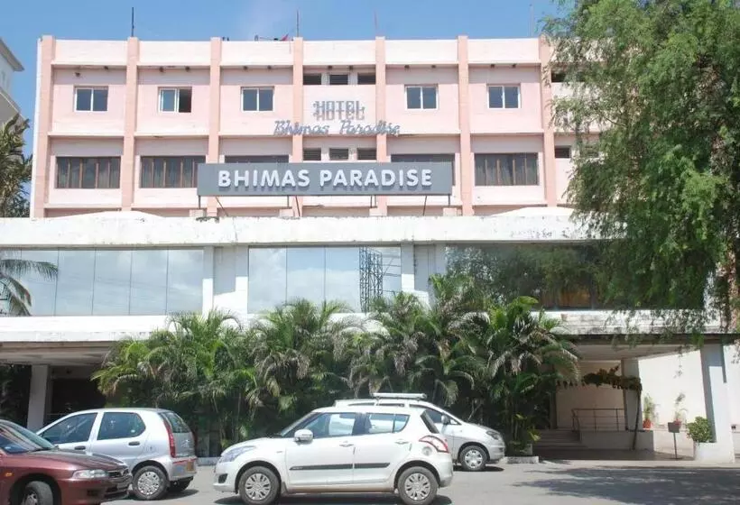 ホテル Bhimas Paradise