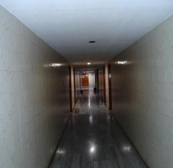 Hotel Bhimas Paradise