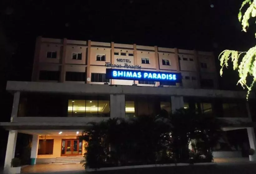 ホテル Bhimas Paradise