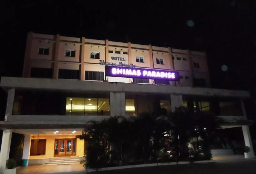 ホテル Bhimas Paradise